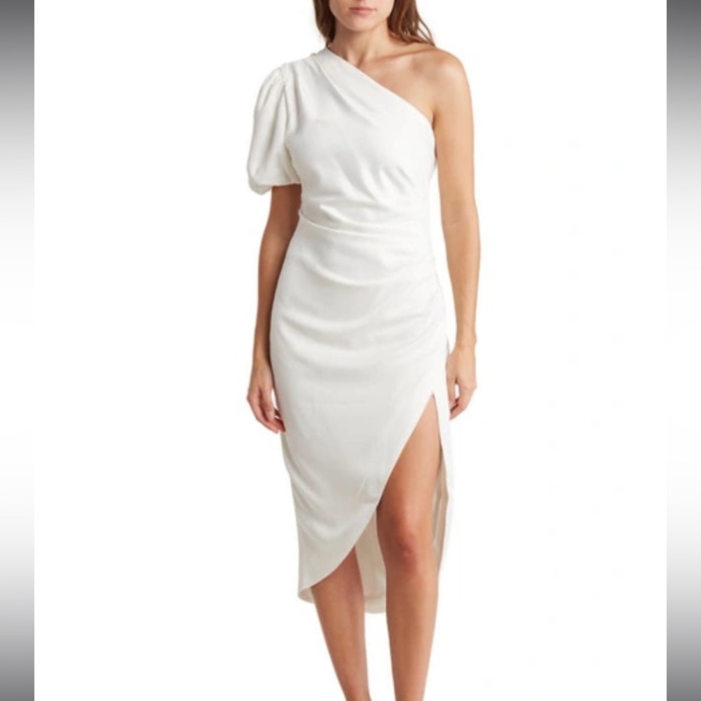 COPY - BONHEUR D’AMOUR one shoulder puff sleeve in cream SZ S